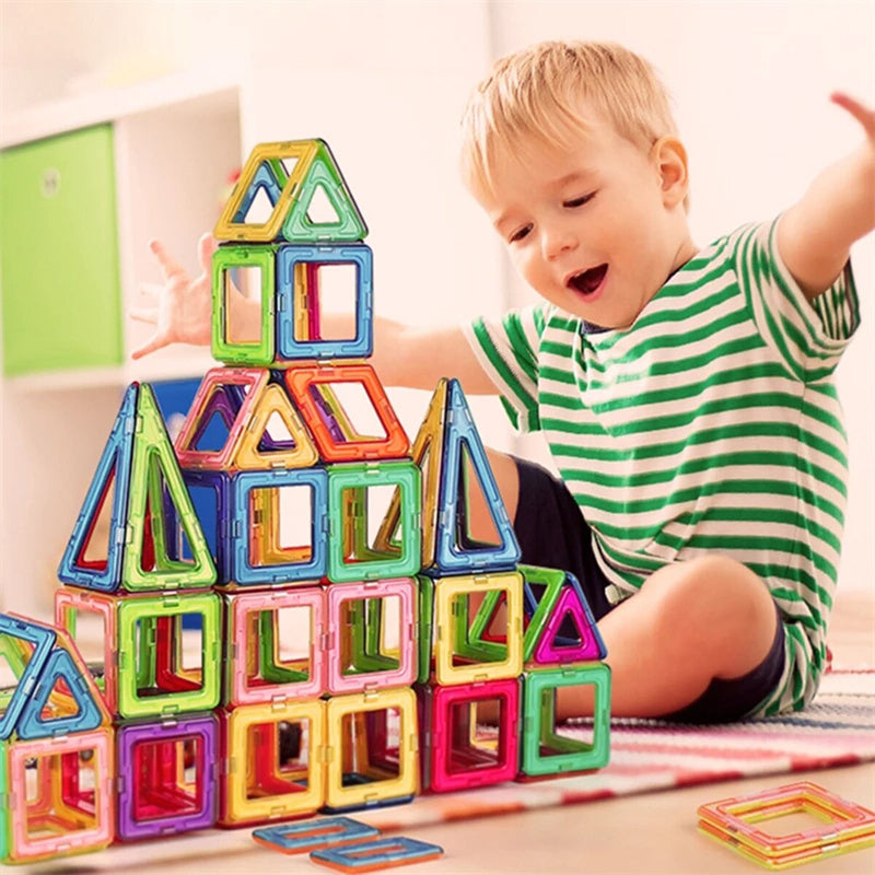 Magnetic Building Blocks - Montessori Toys